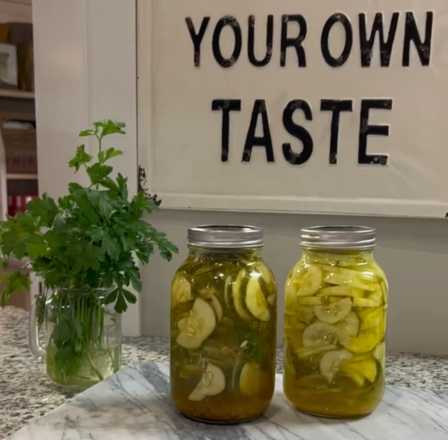 Homemade Refrigerator Pickles