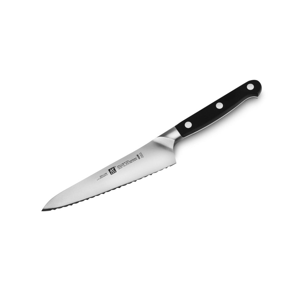 PRO 5.5" SERRATED PREP KNIFE