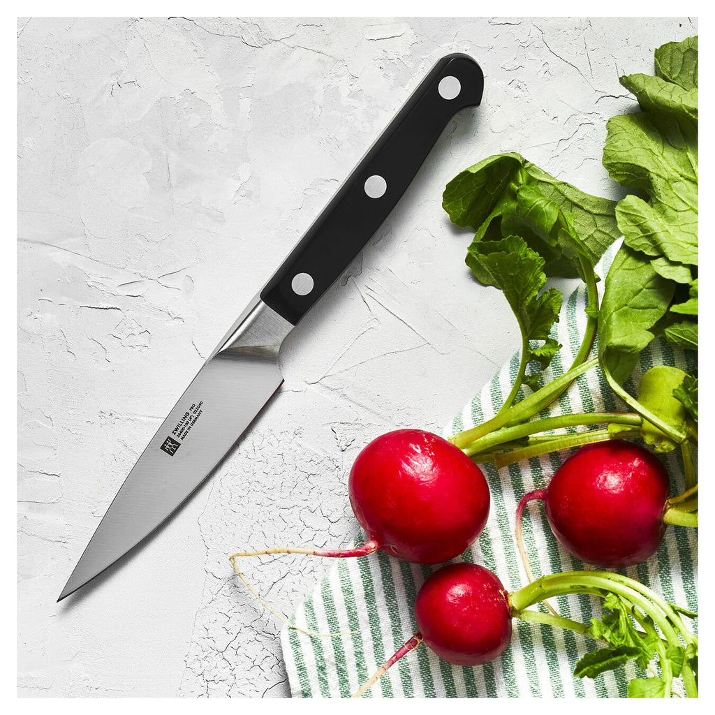 Pro 4" Paring Knife with radishes